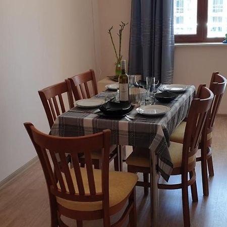 فارنا Family Holiday Apartments Breez 1 المظهر الخارجي الصورة