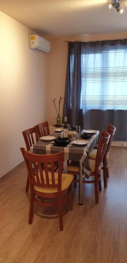 فارنا Family Holiday Apartments Breez 1 المظهر الخارجي الصورة